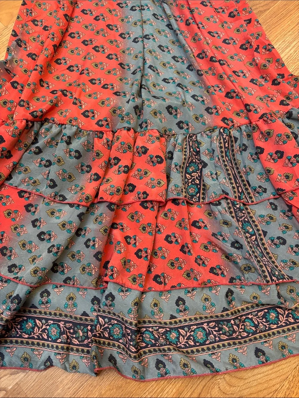 Beautiful coral pink and gray floral high-low tiered ruffle maxi dress. Size L. - Picture 14 of 15
